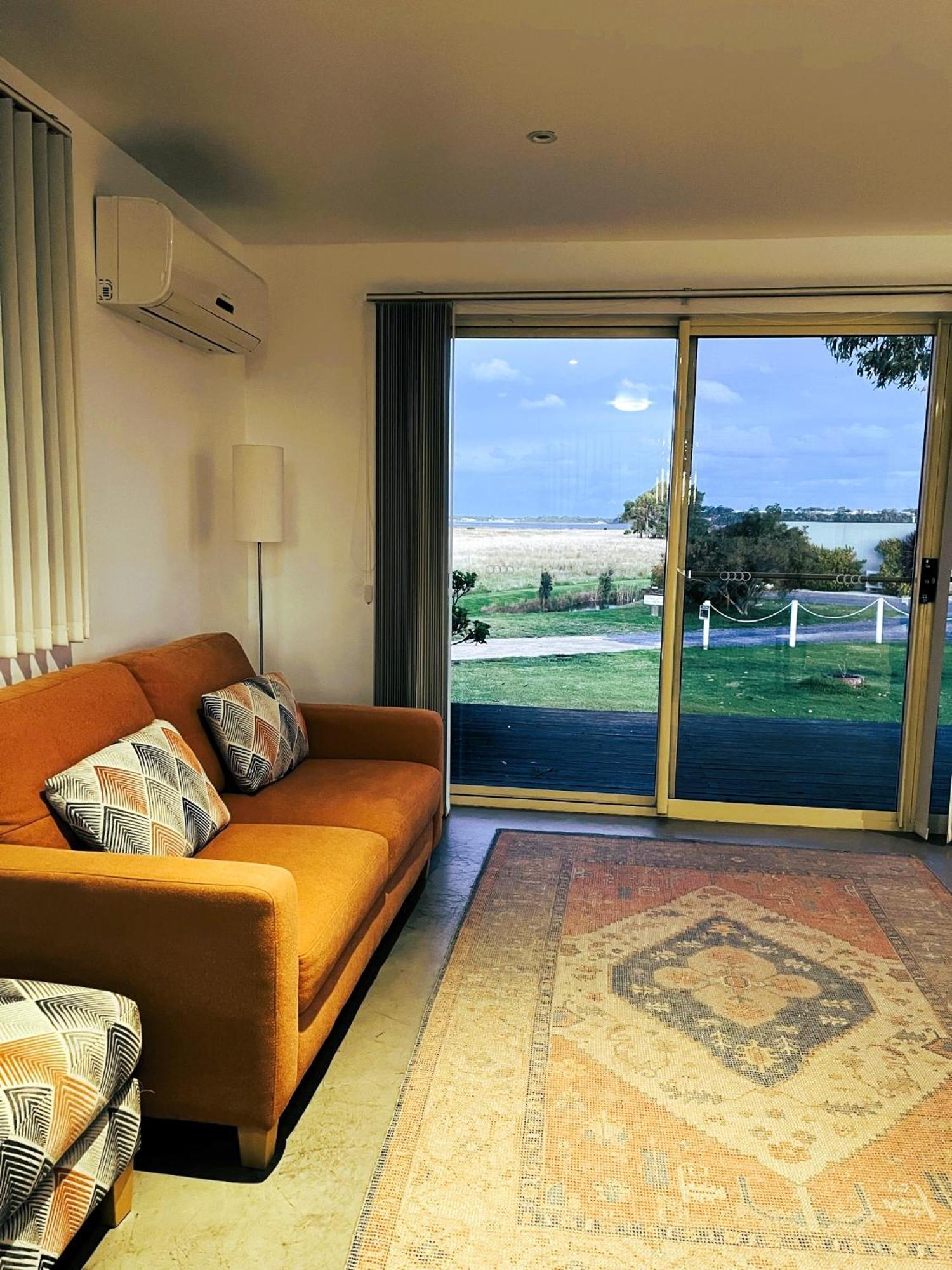 Pelican Point Sanctuary St Helens Chambre photo