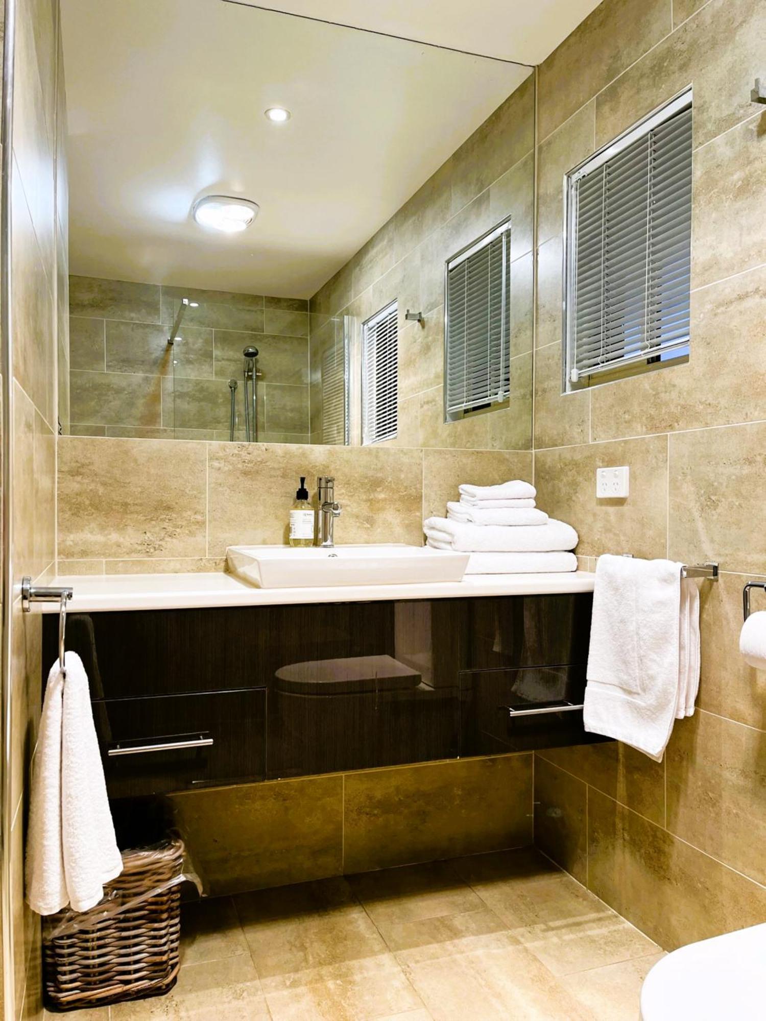 Pelican Point Sanctuary St Helens Chambre photo